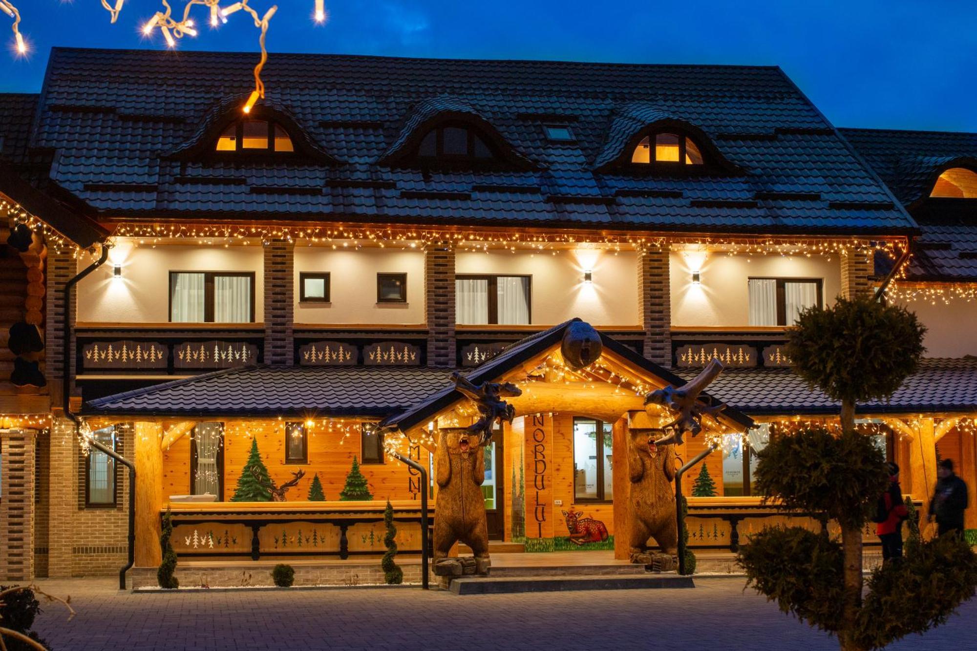Готель Domeniul Nordului Bucovlna Вама Екстер'єр фото